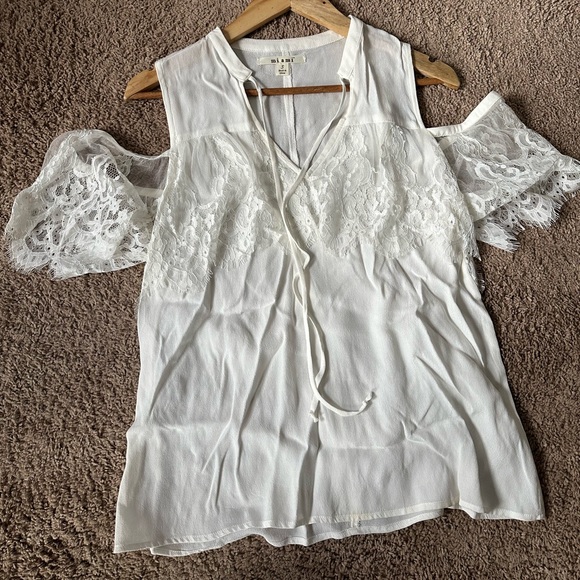 MIAMI - FLORAL LACE COLD SHOULDER BLOUSE TOP CREAM WHITE MEDIUM - NEW - Picture 1 of 11